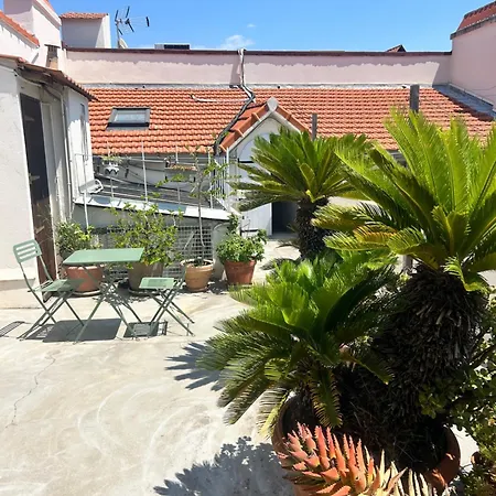 Loft Entier De Charme Centre 600m De La Apartamento